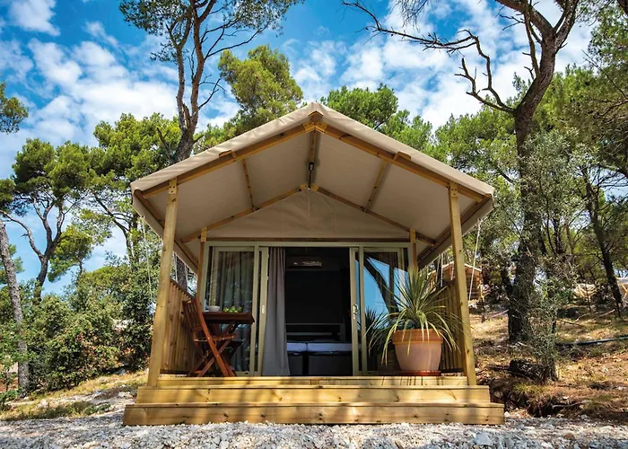 Camping Village Santapomata